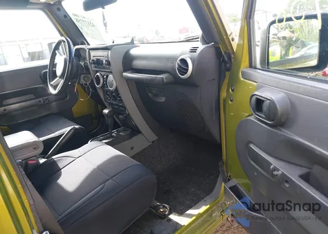 2008 Jeep Wrangler Unlimited Sahara из США, поврежденный, VIN 1J4GA59148L545255